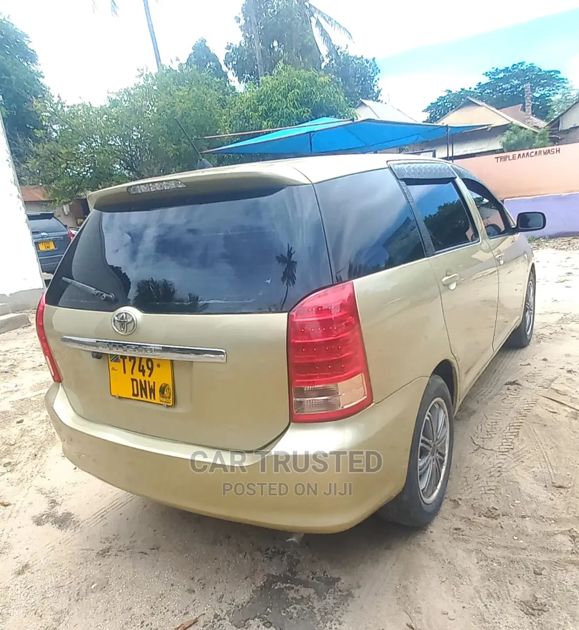 Toyota Wish 2006 Gold