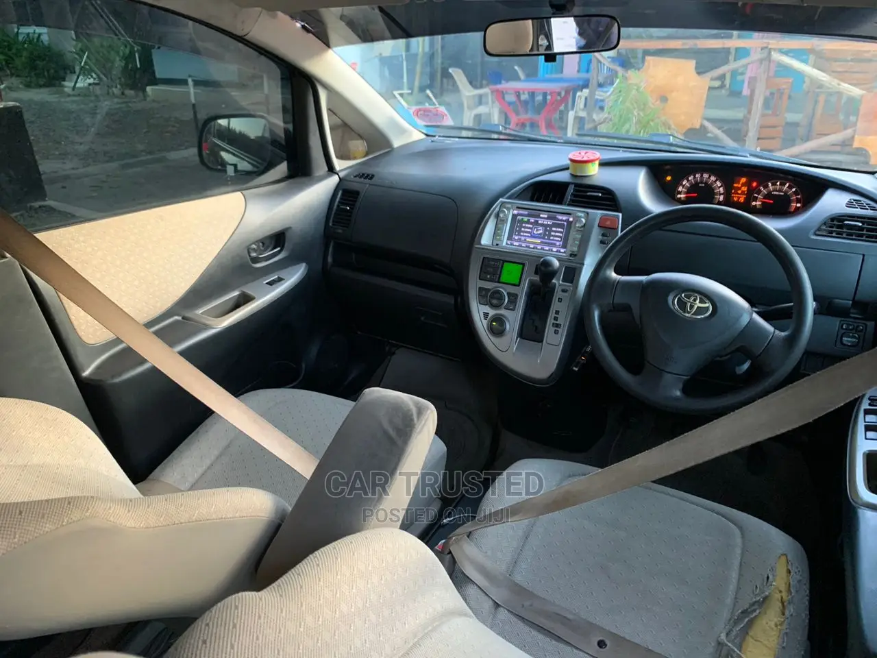 Toyota Ractis 1.3 FWD 2005 Black