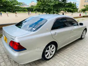 Toyota Crown 2006 Silver