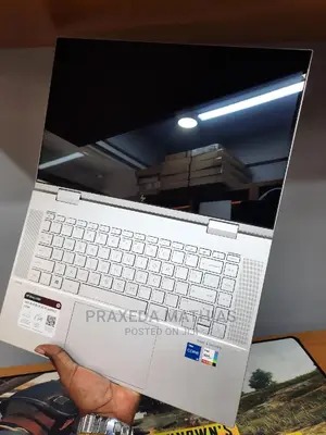 New Laptop HP Envy X360 15t 16GB Intel Core I5 SSD 512GB