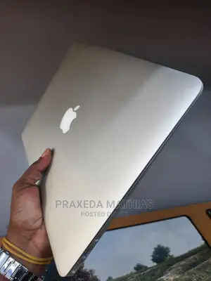 Laptop Apple MacBook Air 2015 8GB Intel Core I7 SSD 256GB