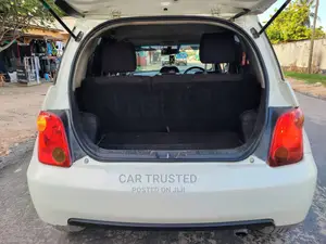 Toyota IST 2003 White