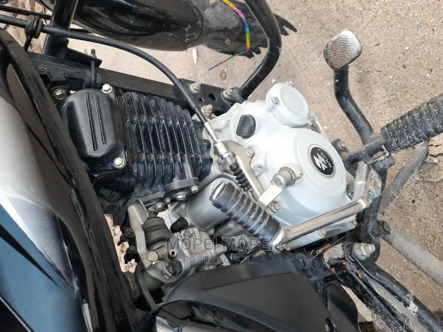Bajaj Boxer X125 2022 Purple