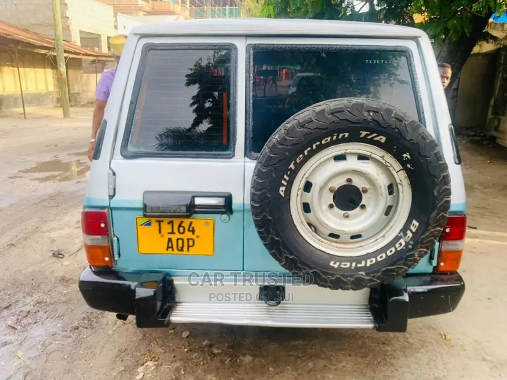 Nissan Patrol 1999 Silver