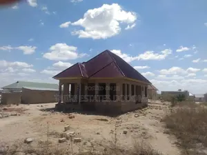Nyumba Nzuri Inauzwa Hapa Ndachi Ext. Haijamalizika Ina Paa