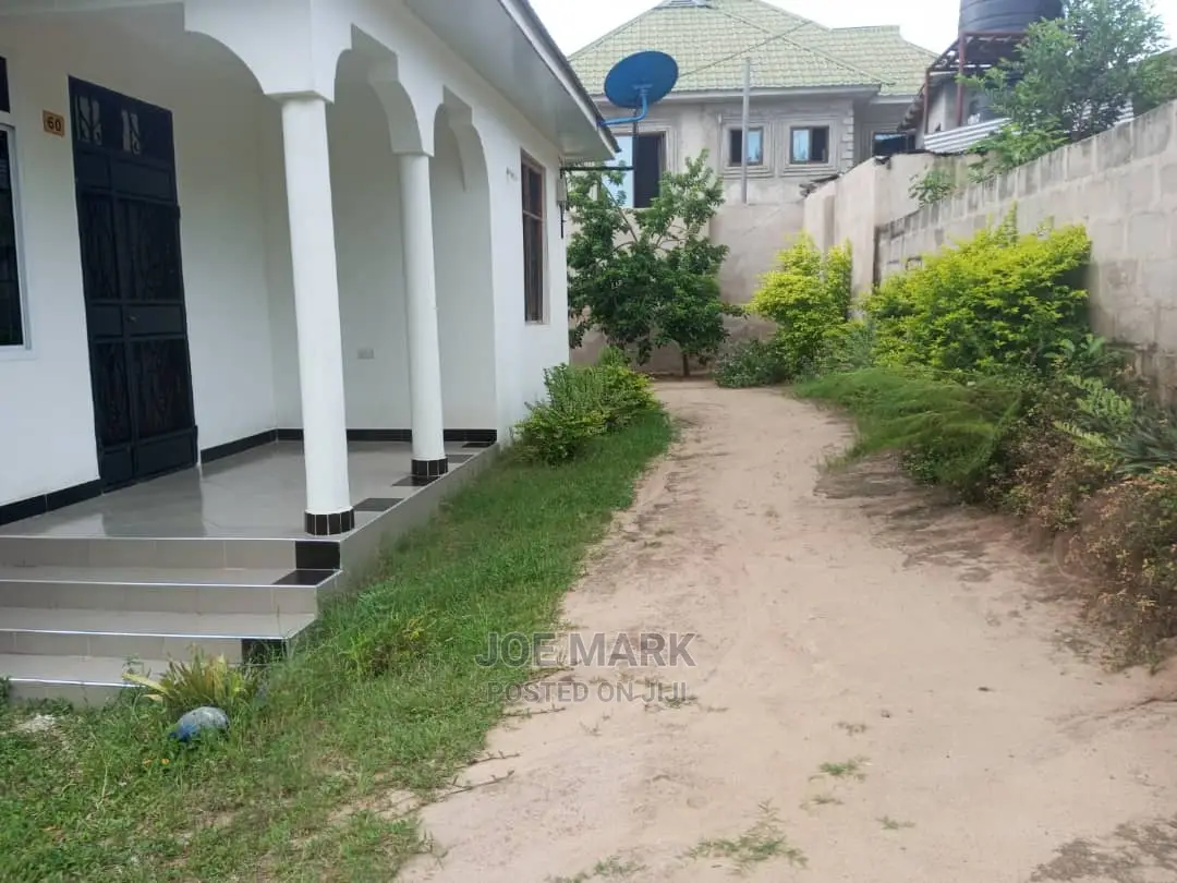 3bdrm House in Mark Real Estate, Mbezi for Sale