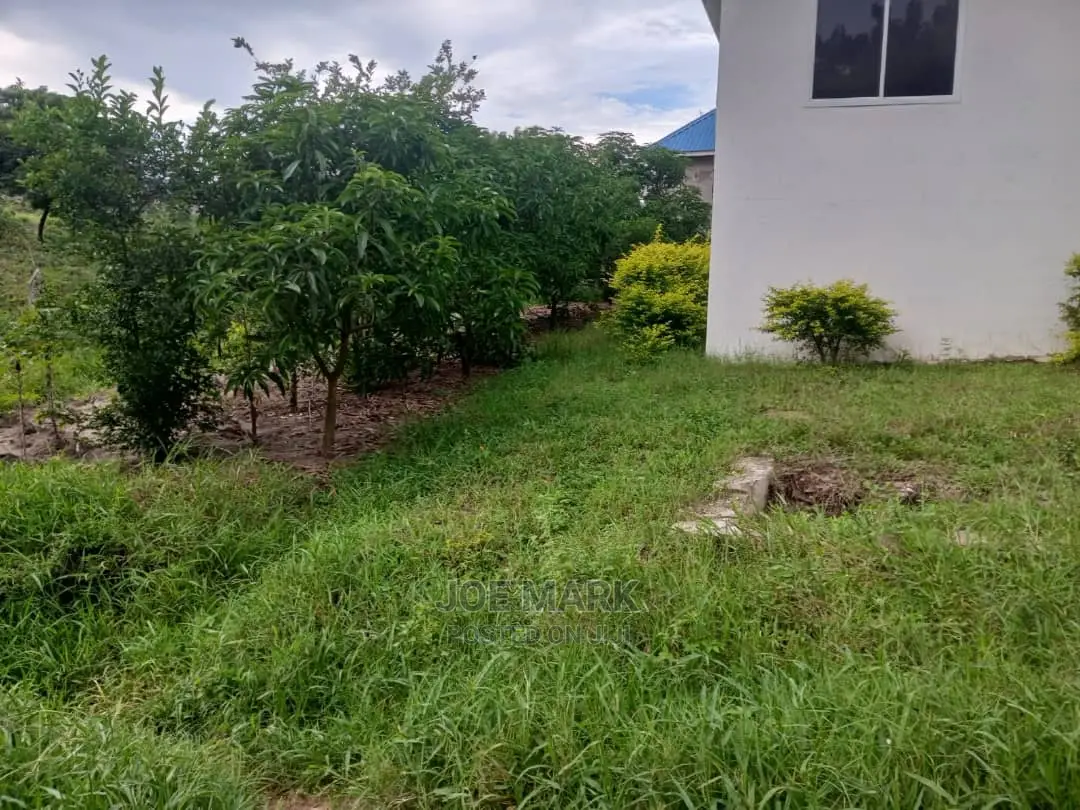 3bdrm House in Mark Real Estate, Mbezi for Sale
