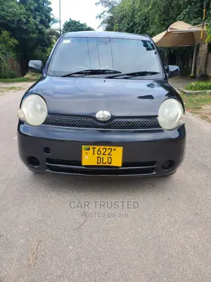 Toyota Sienta 1.5 FWD 2005 Black
