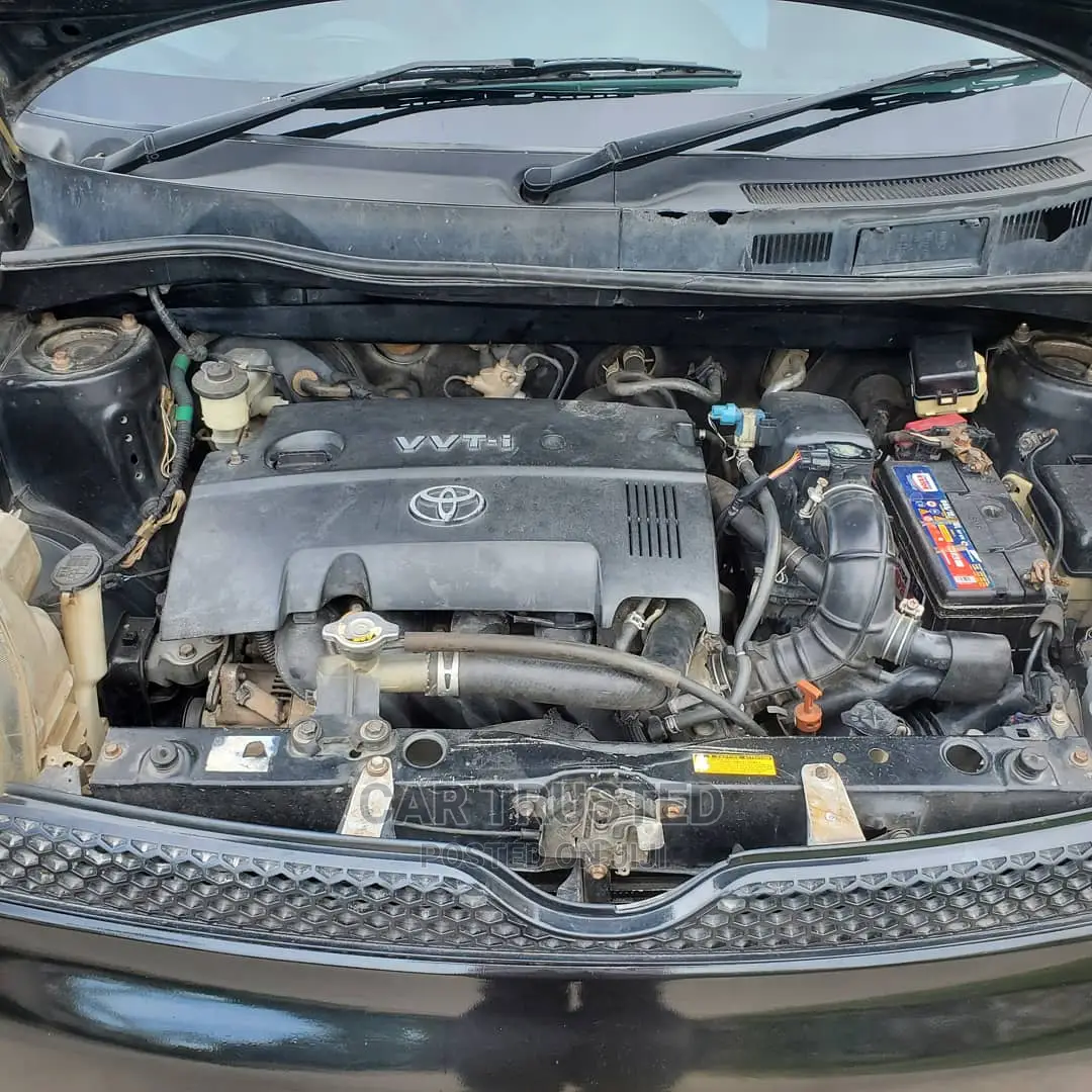 Toyota Sienta 1.5 FWD 2005 Black