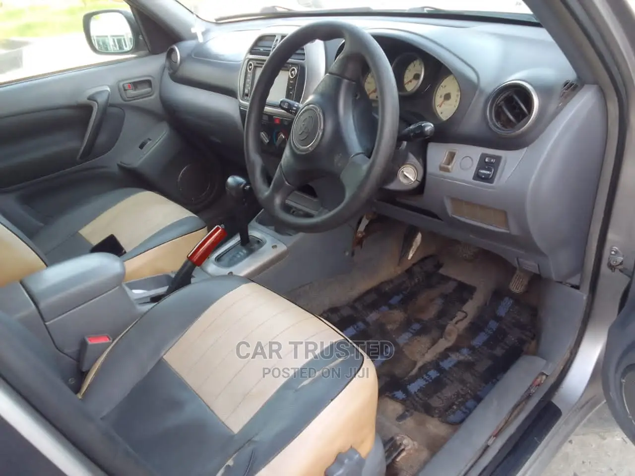 Toyota RAV4 Base FWD 2001 Silver