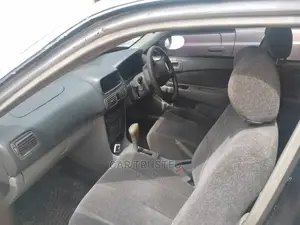 Toyota Sprinter 2000 Silver