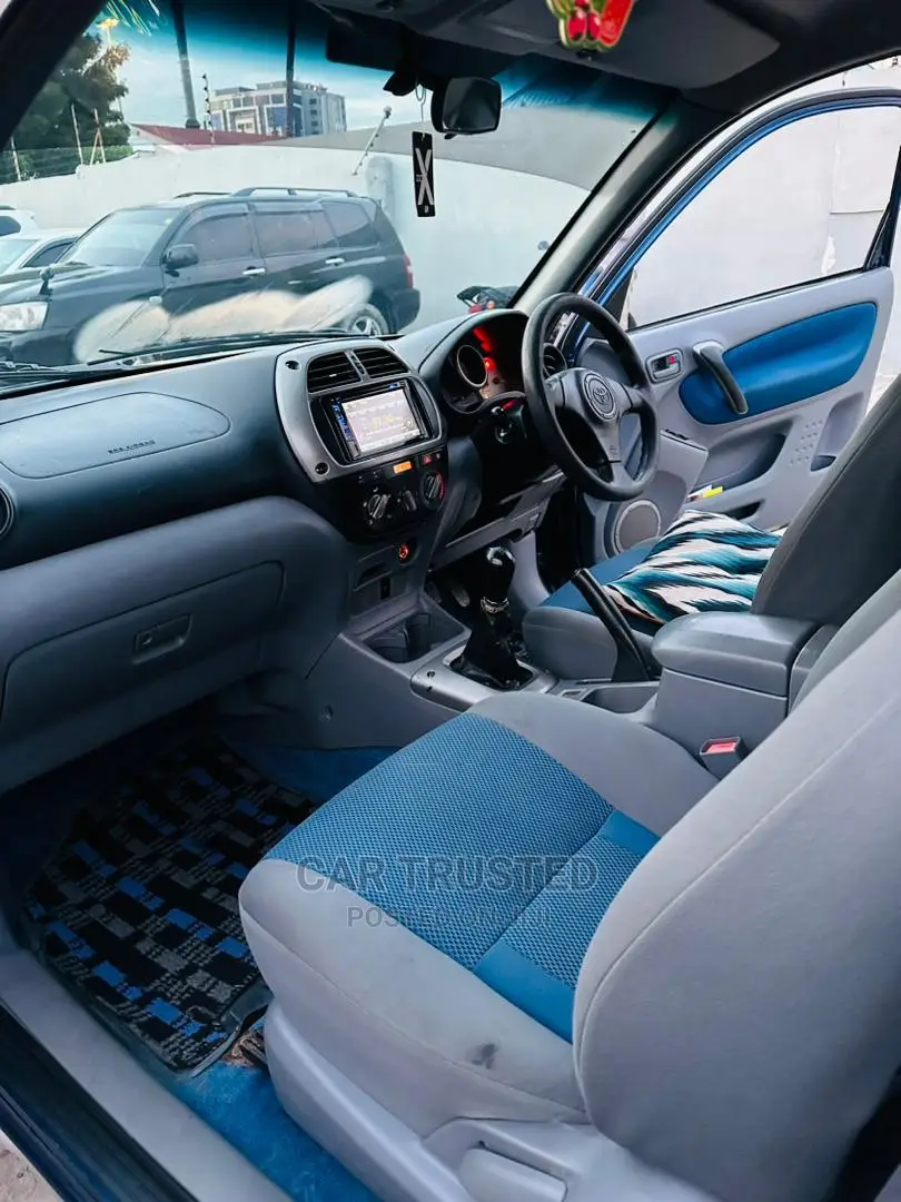 Toyota RAV4 Automatic 2003 Blue