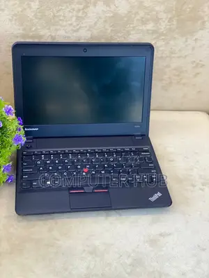 Laptop Lenovo ThinkPad X131e 4GB Intel Celeron HDD 500GB