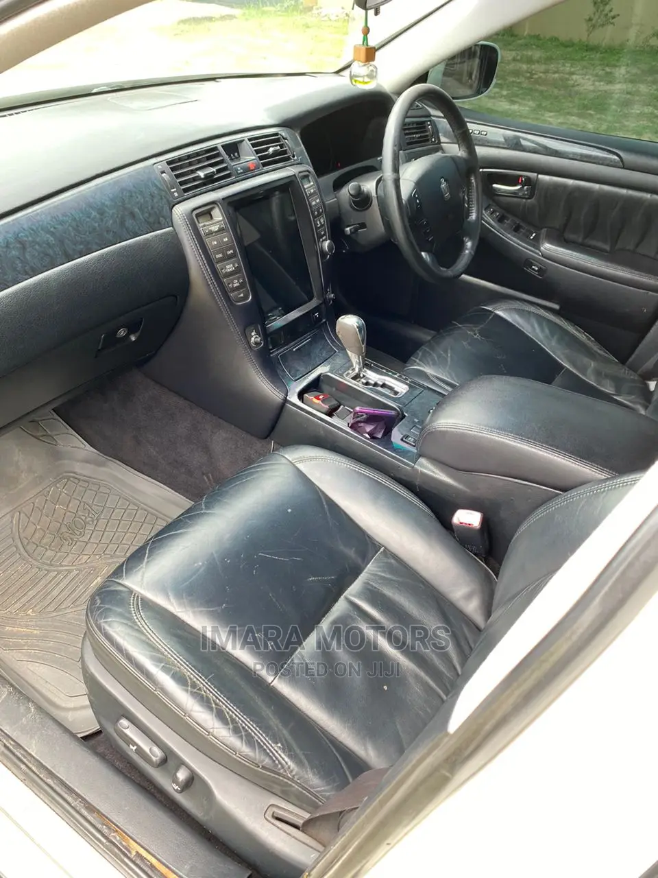 Toyota Crown 2004 White