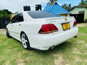 Toyota Crown 2004 White