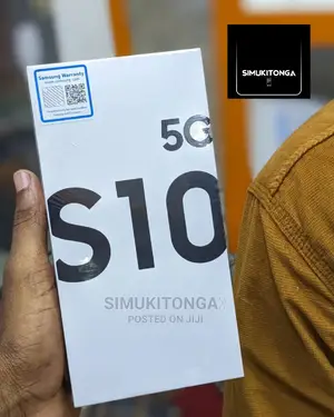 New Samsung Galaxy S10 5G 256 GB Black