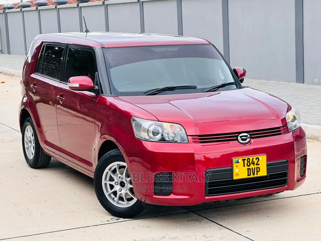Toyota Corolla Rumion 2009 Red