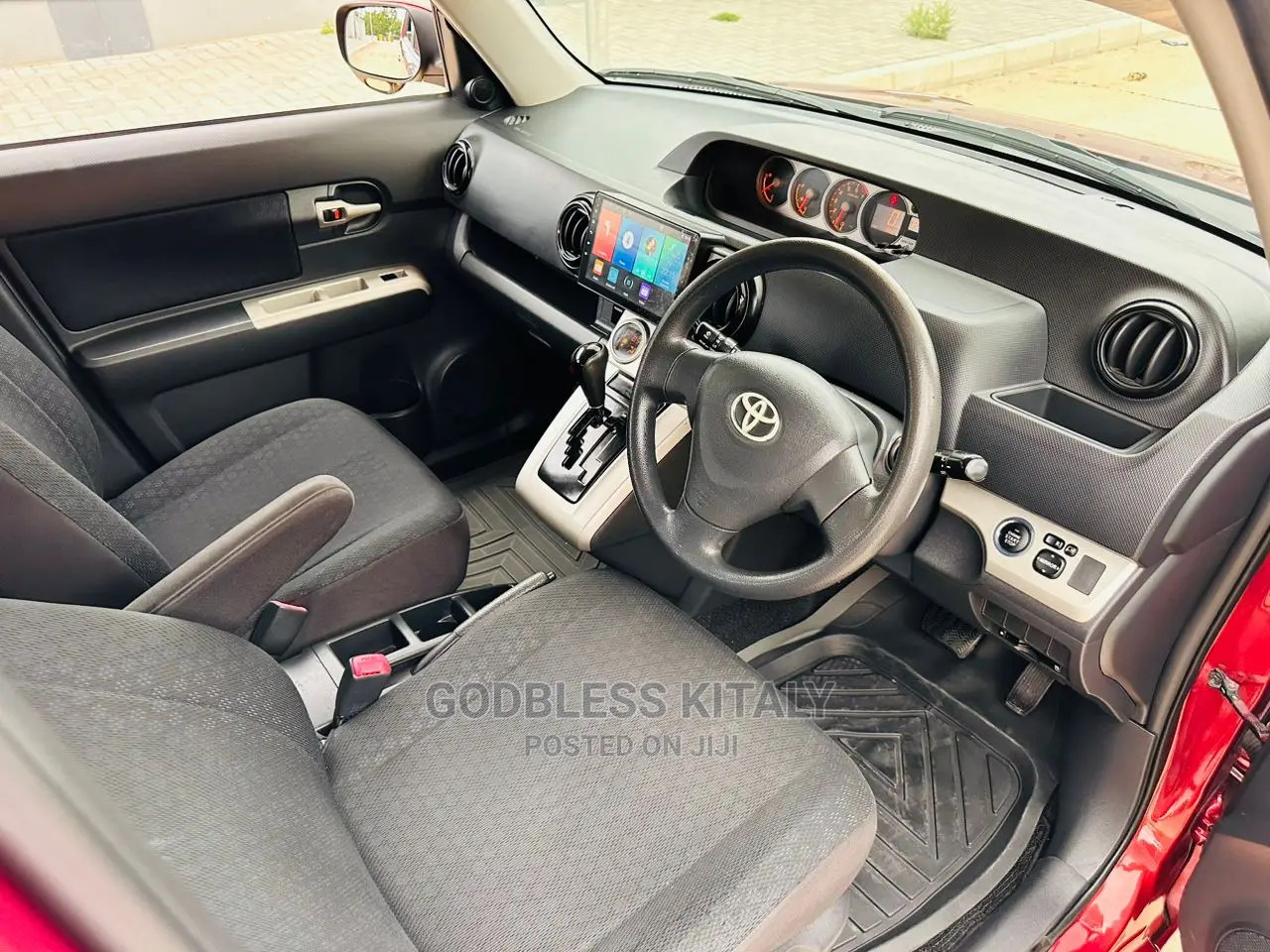 Toyota Corolla Rumion 2009 Red