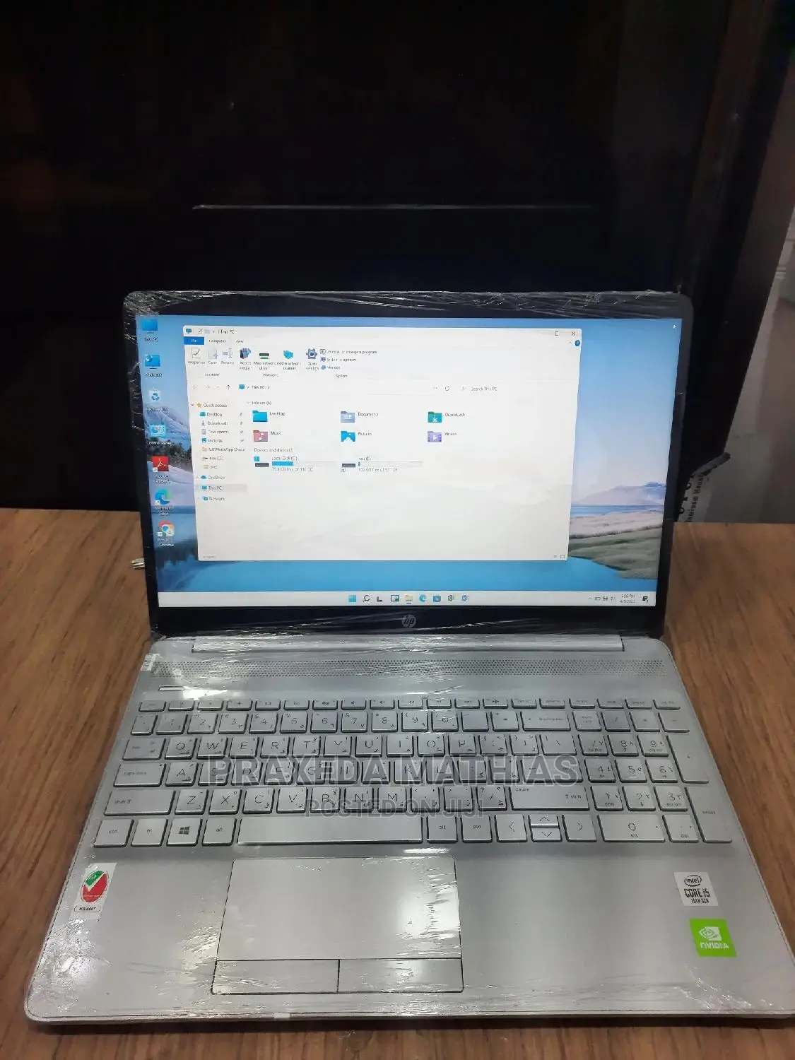 Laptop HP 15-Dw3031 8GB Intel Core I5 HDD+SSD 1T