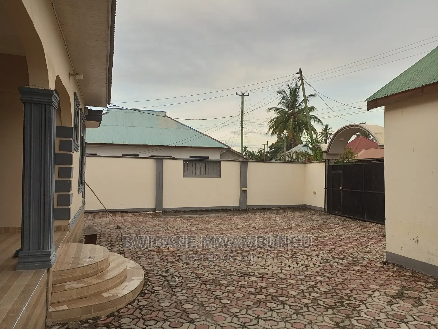Furnished 3bdrm Apartment in Chamazi Mfenesin, Mbagala for Sale
