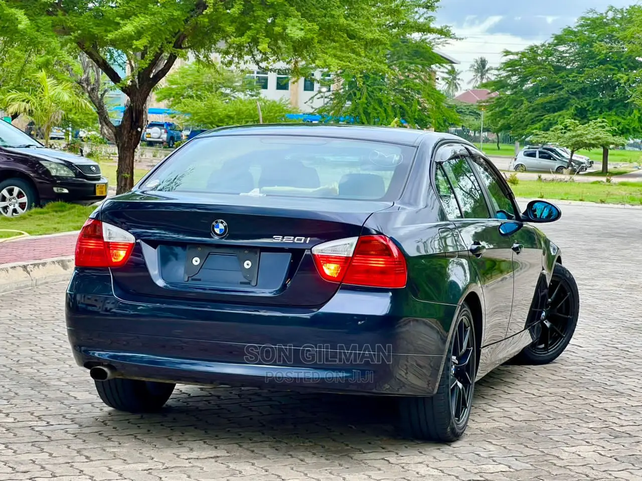BMW 3 Series 2005 Blue