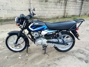 New TVS HLX 125 2022 Green