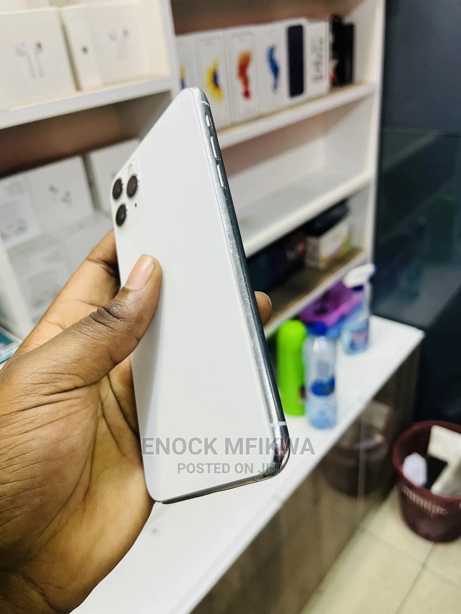 Apple iPhone 11 Pro Max 64 GB White