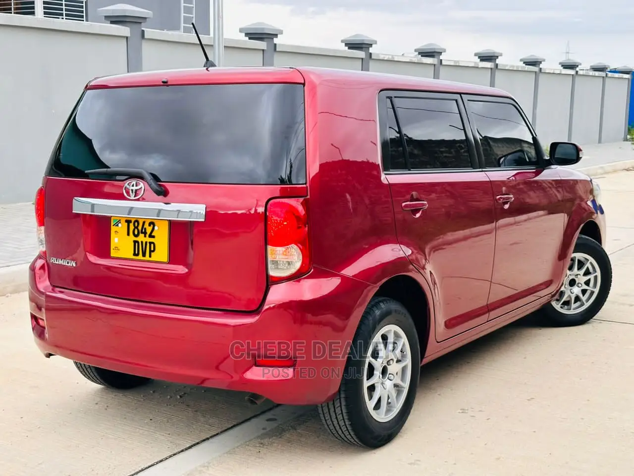 Toyota Rumion 1.5 FWD 2021 Red
