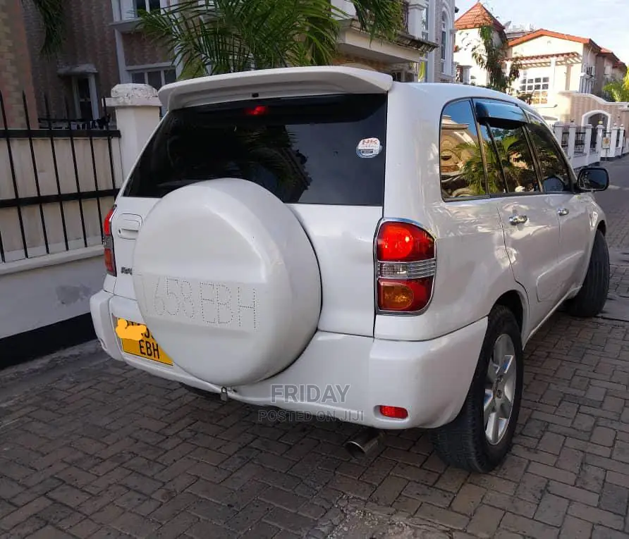 Toyota RAV4 1.8 2004 White