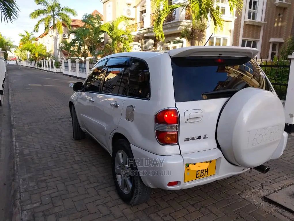 Toyota RAV4 1.8 2004 White