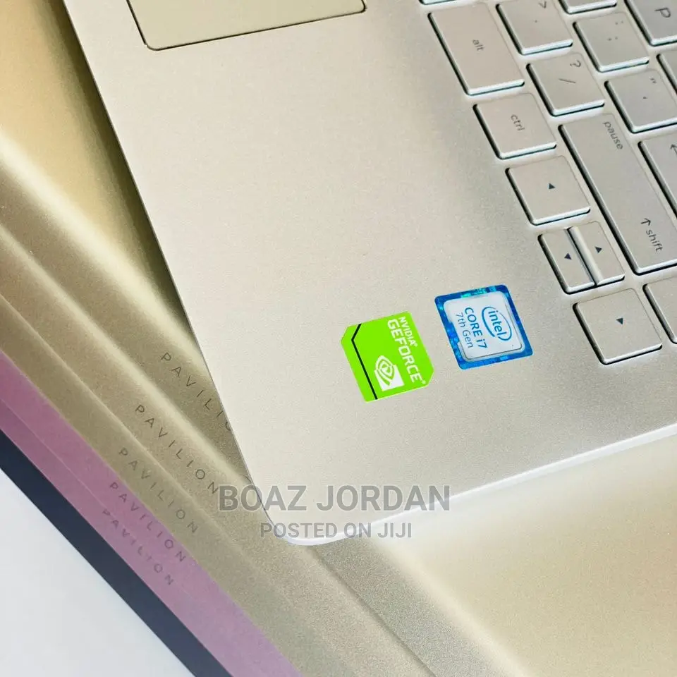 New Laptop HP Pavilion 15 8GB Intel Core I5 SSHD (Hybrid) 640GB