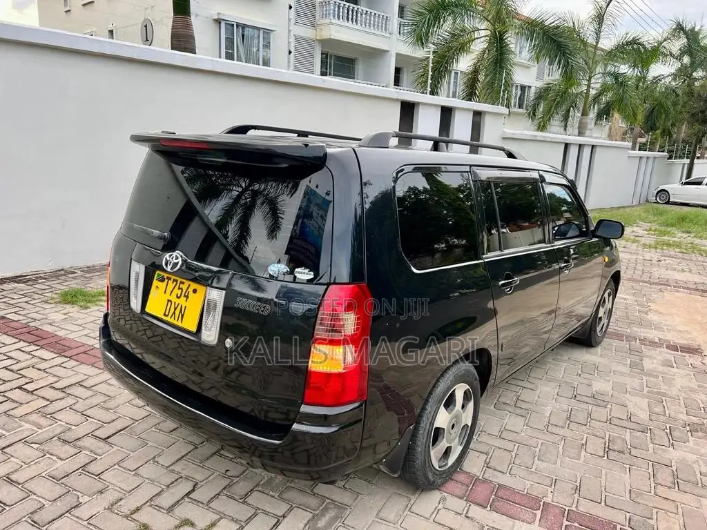 Toyota Succeed 2003 Black