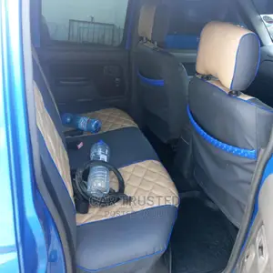 Nissan Pick-Up 2004 Blue