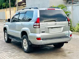Toyota Land Cruiser Prado 3.0 D-4d 3dr 2005 Silver