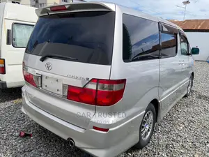 Toyota Alphard 2004 Silver