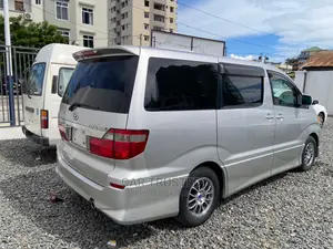 Toyota Alphard 2004 Silver