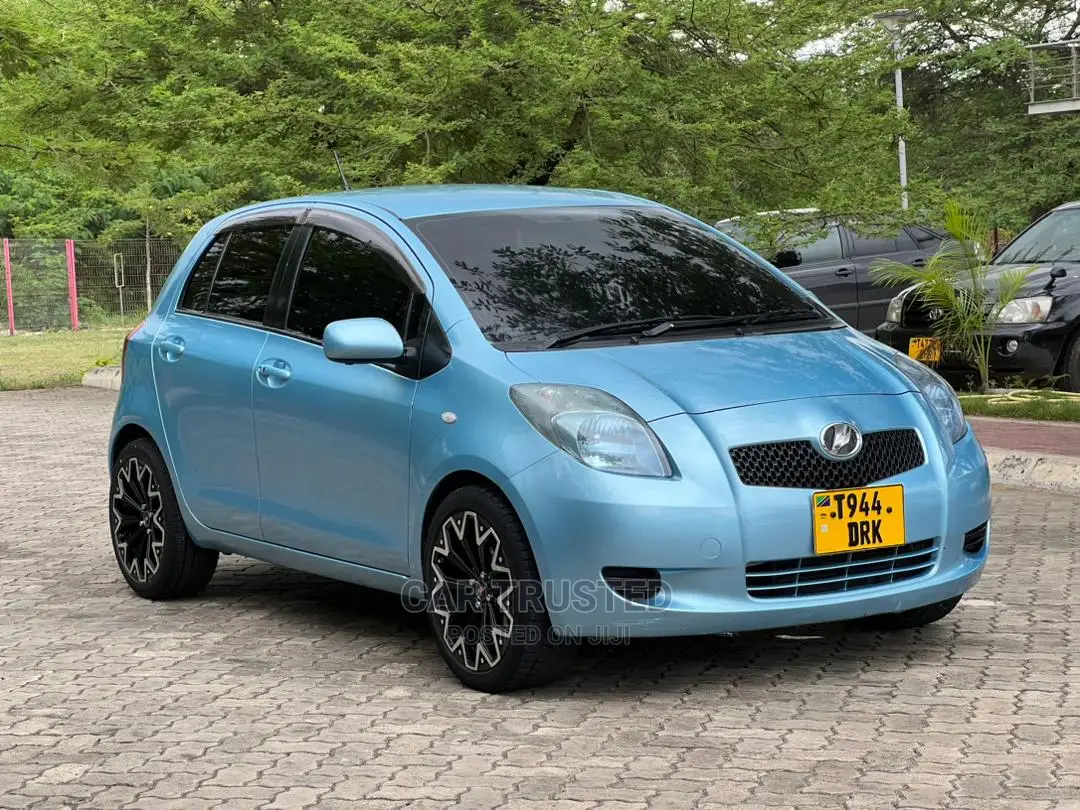Toyota Vitz 1.0 FWD 3dr 2006 Blue