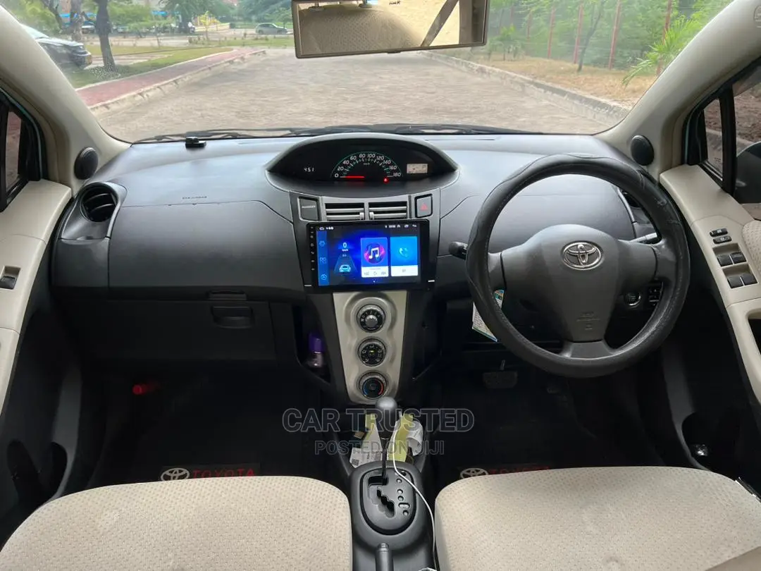 Toyota Vitz 1.0 FWD 3dr 2006 Blue