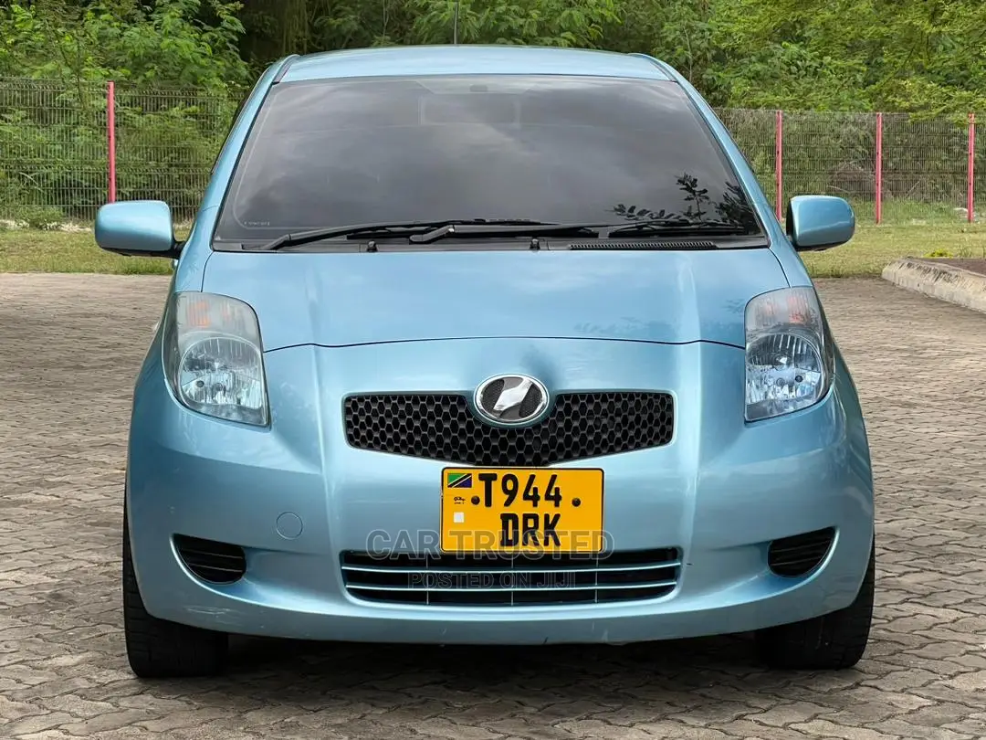 Toyota Vitz 1.0 FWD 3dr 2006 Blue