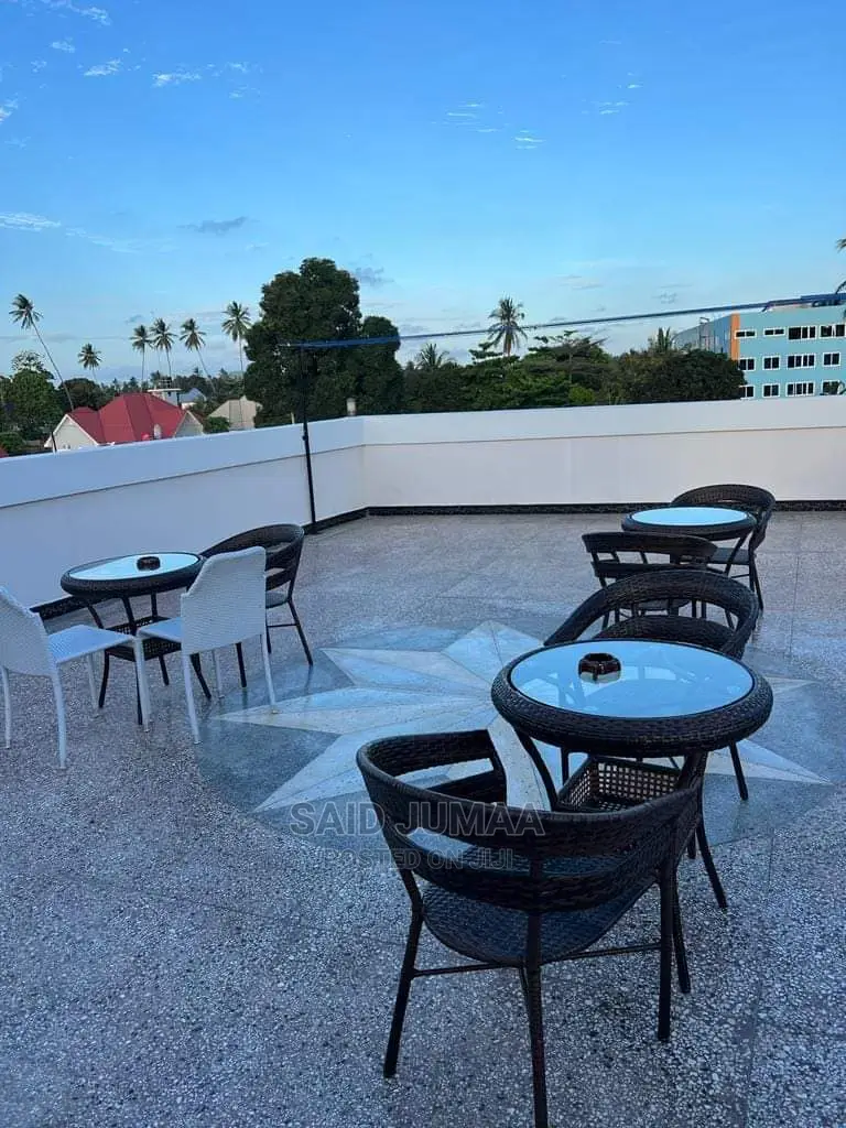 Furnished 10bdrm Apartment in Kisauni, Mjini Magharibi for Sale