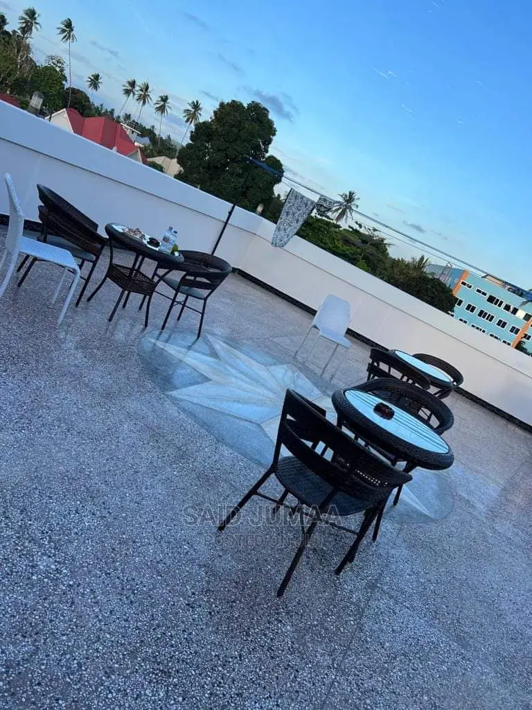 Furnished 10bdrm Apartment in Kisauni, Mjini Magharibi for Sale