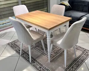 Diinner Table Nzuri Sana Na Viti 4