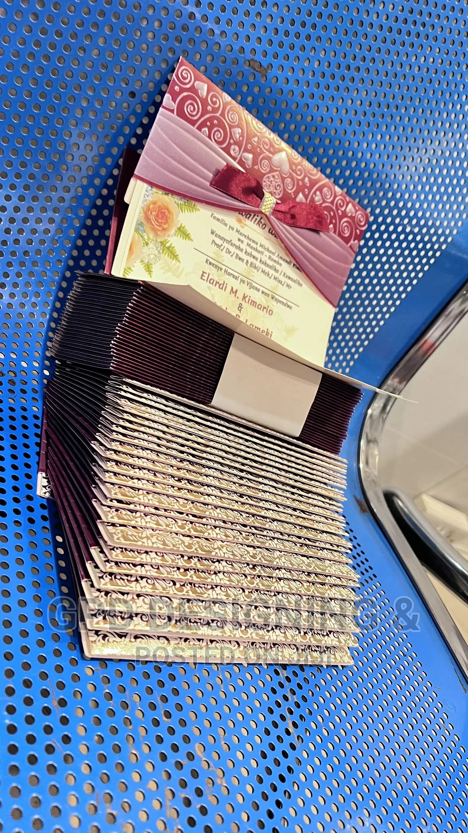 Card Za Harusi Bei Poa