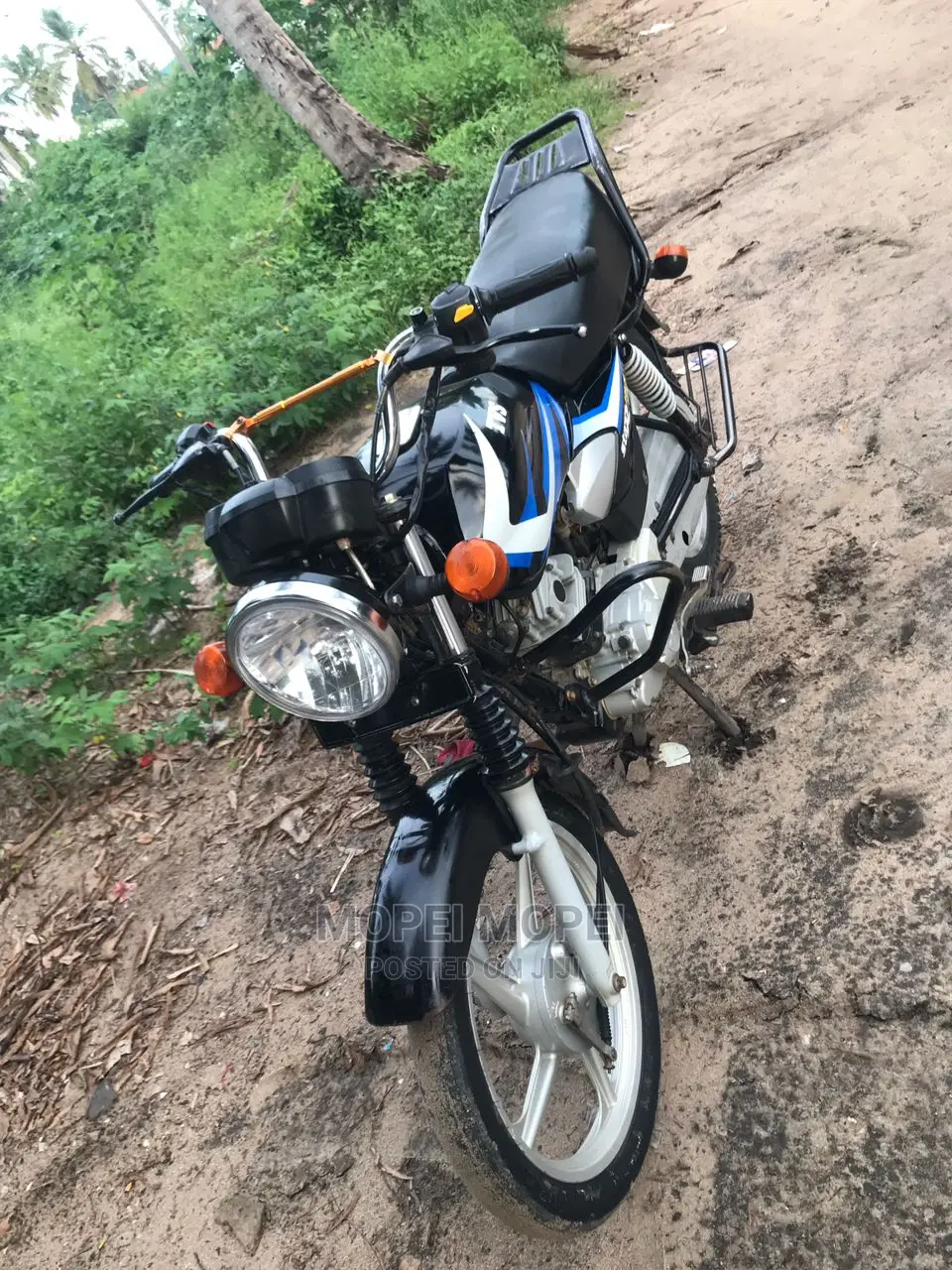 TVS 2022 Beige
