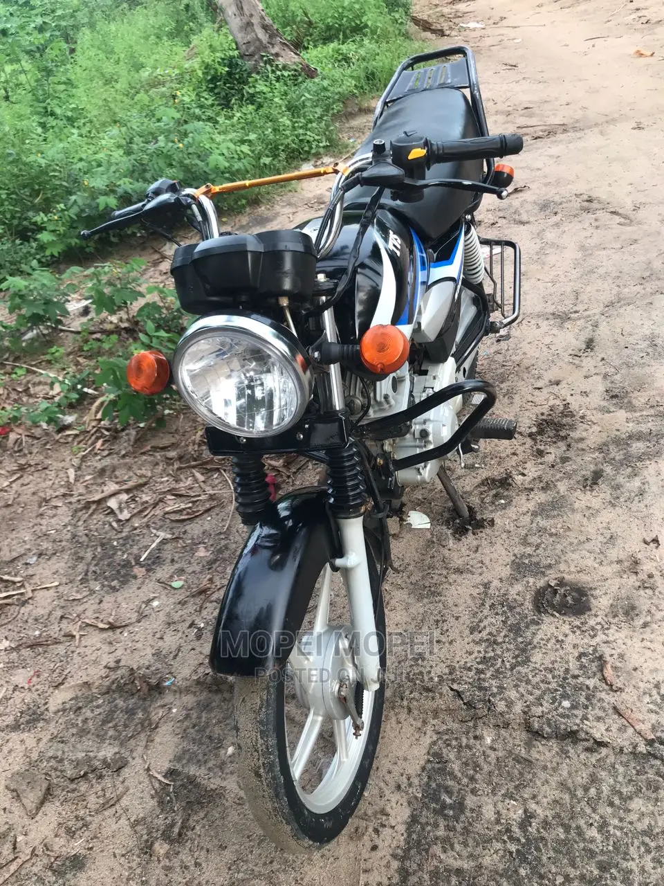 TVS 2022 Beige
