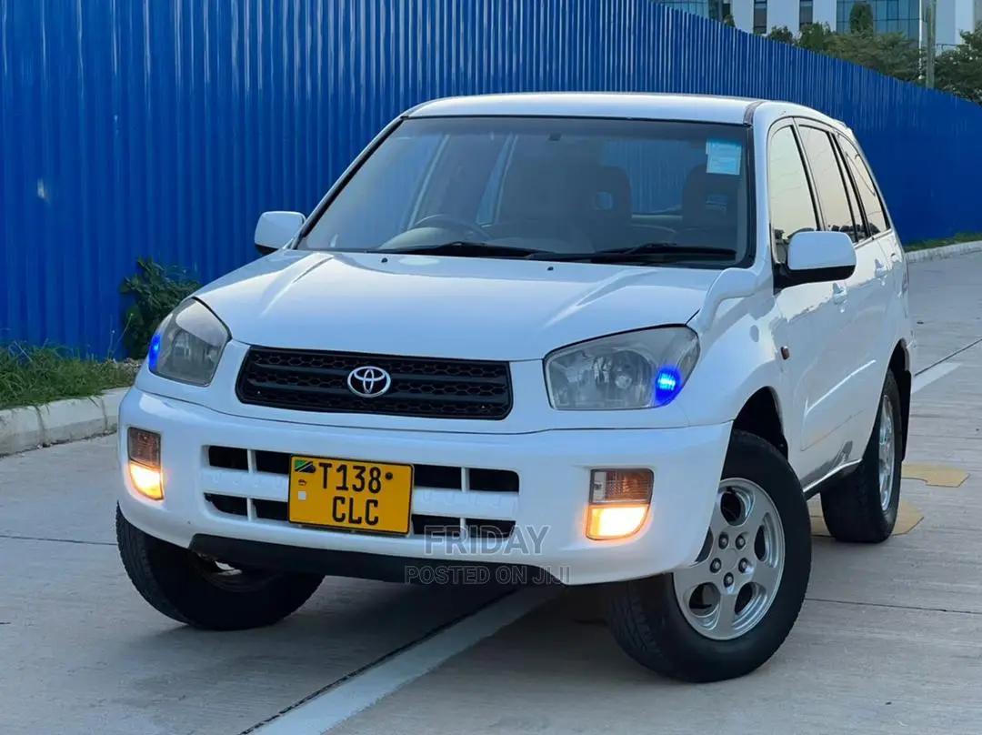 Toyota RAV4 2005 White