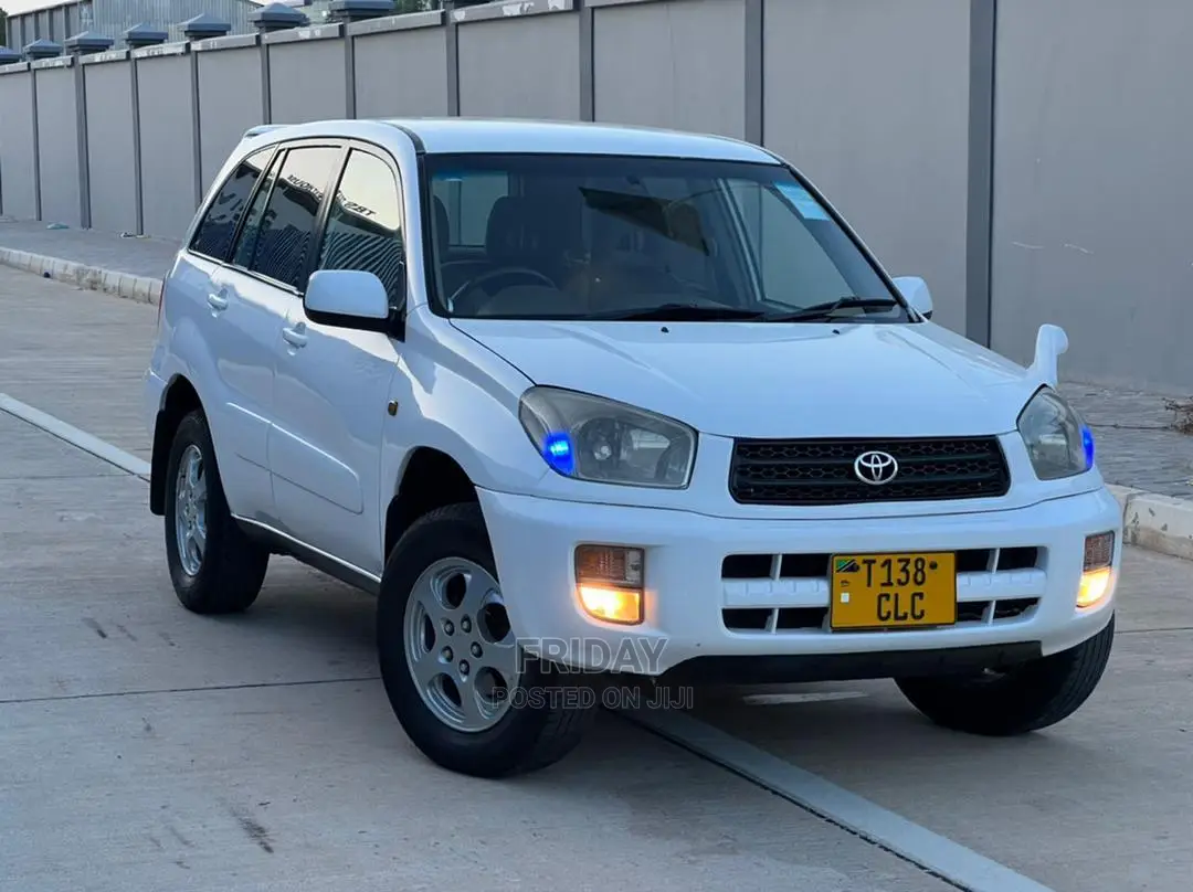 Toyota RAV4 2005 White