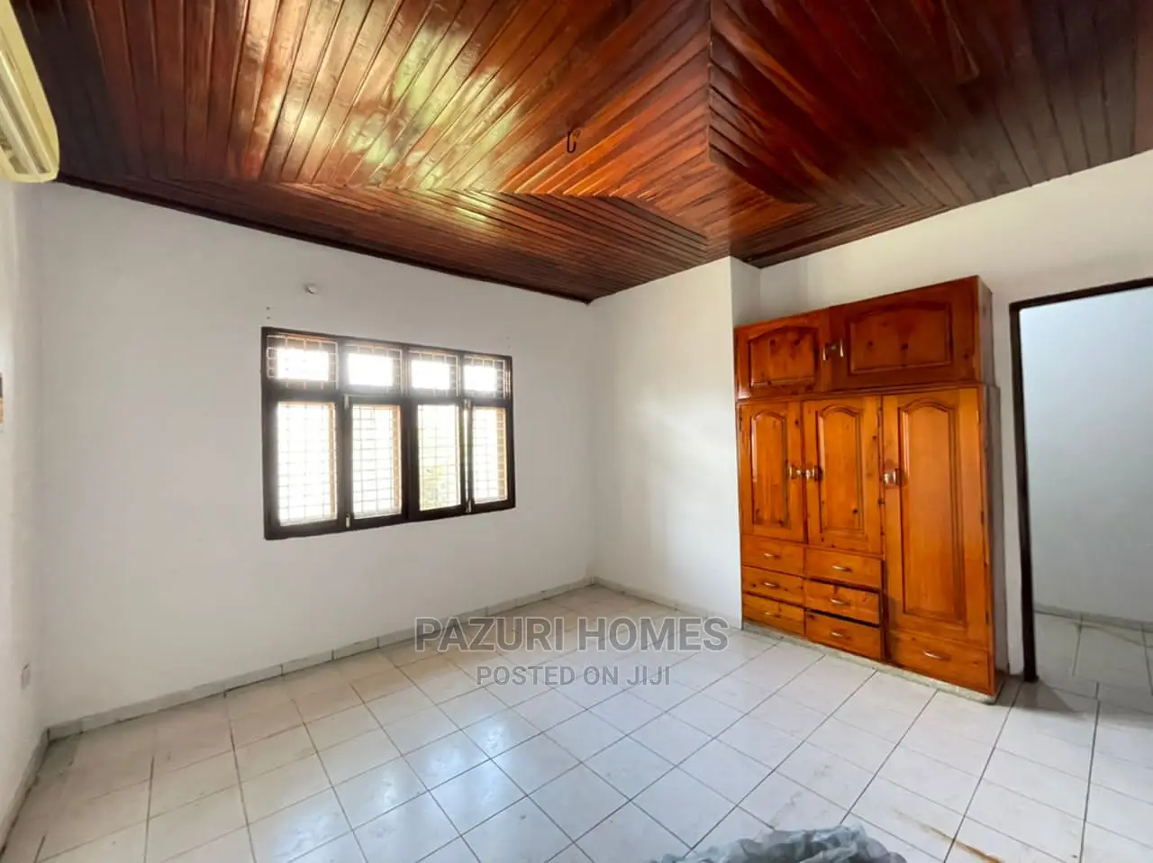 4bdrm House in Whitesands, Mbezi for Rent