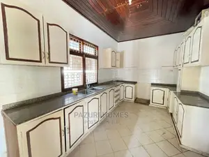 4bdrm House in Whitesands, Mbezi for Rent