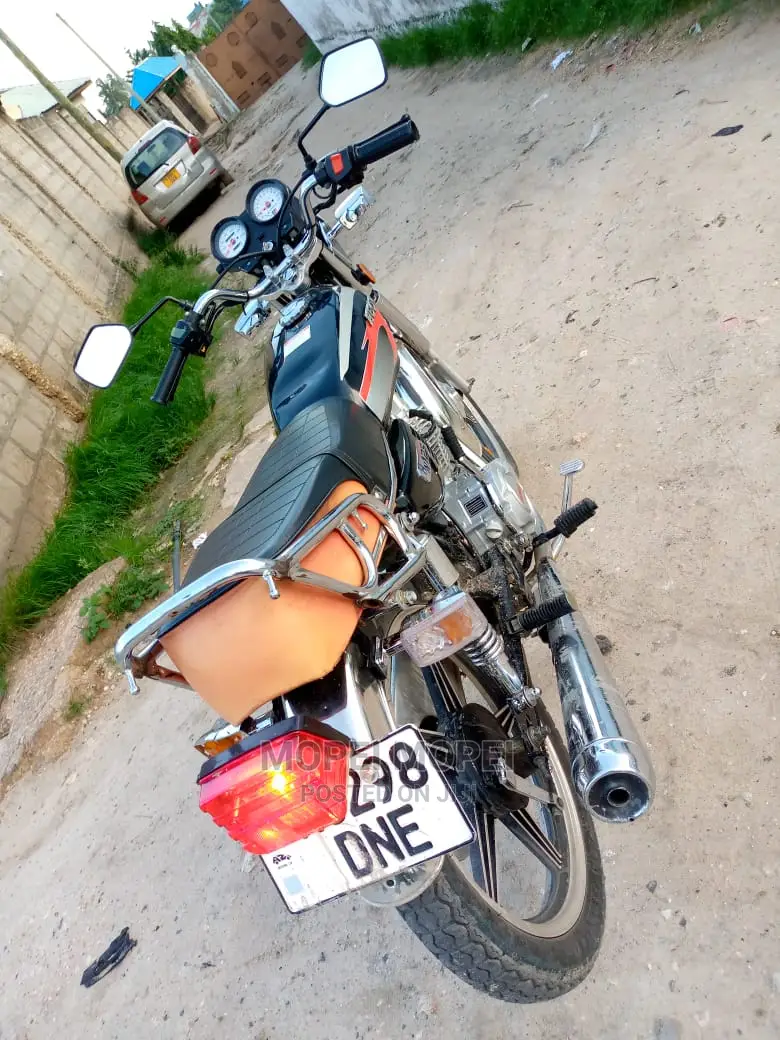 New Haojin HJ125 2022 Red